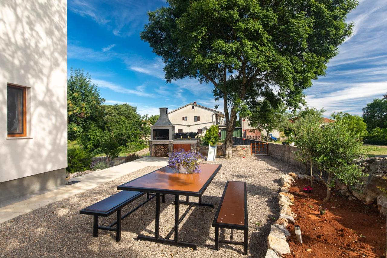 Apartments Brig Perfect Countryside Holiday! Krk Town Exterior foto